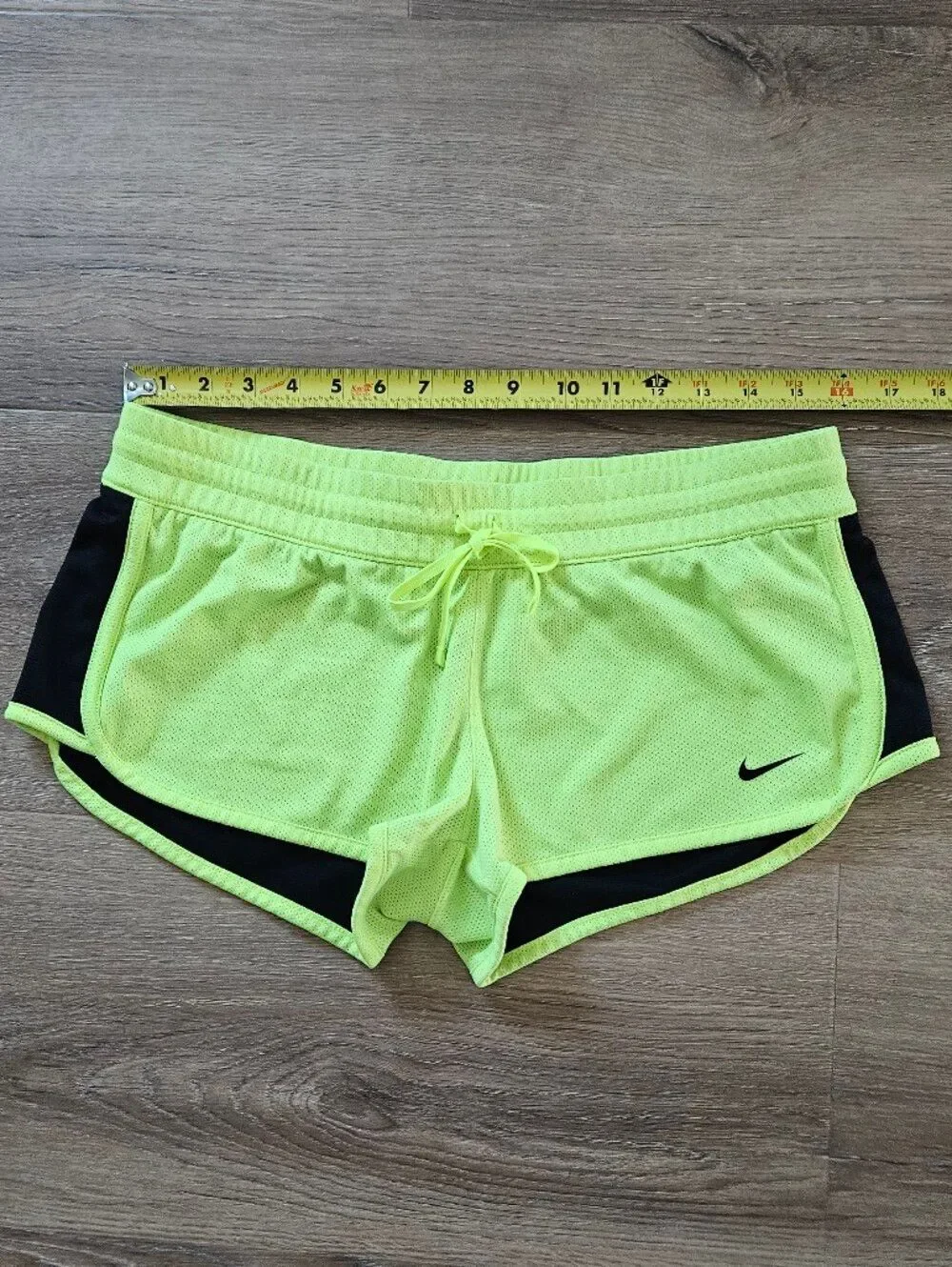 Nike Reversible Women's Neon Yellow and Black Running Shorts Size XL